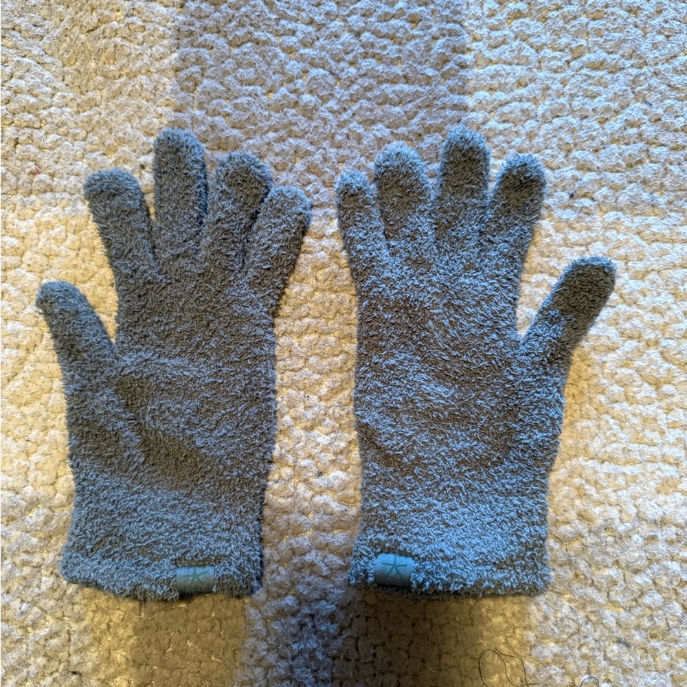 Barefoot Dreams Cozy Gray Mittens